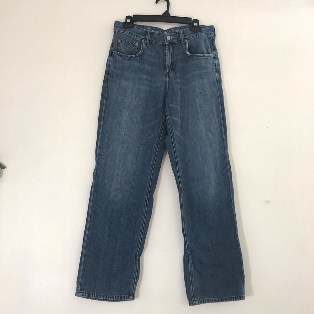 Tommy Bahama men’s light medium wash jeans